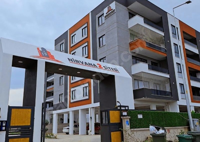 Yolçatı'da Şehir Hastanesi'ne yakın yeni bina 2+1 Satılık Daire